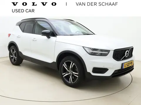 Volvo XC40 T2 130pk Automaat R-Design / Stoel + Stuurw. Verwarming / Getint Glas / DAB / Apple Carpl