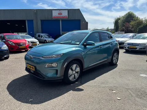 Hyundai Kona EV Premium 64 kWh