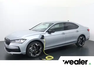 Škoda Superb Sportline Business 1.5 TSI PHEV 204 PK | Trekhaak | 19" Lichtmetalen velgen | Canton Ge