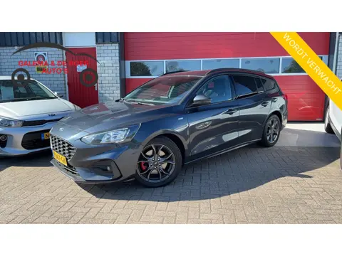 Ford Focus Wagon 1.5 EcoBlue ST Line X Business TREKHAAK / FULL LED / CAMERA / STOELVERW / KEYLESS /