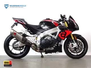 Aprilia Tuono V4 1100 RR Akrapovic