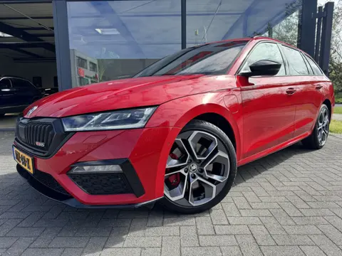 Škoda Octavia Combi 1.4 TSI RS iV PHEV Sport DSG 245Pk Camera | Keyless | Memory Stoelverwarming | C