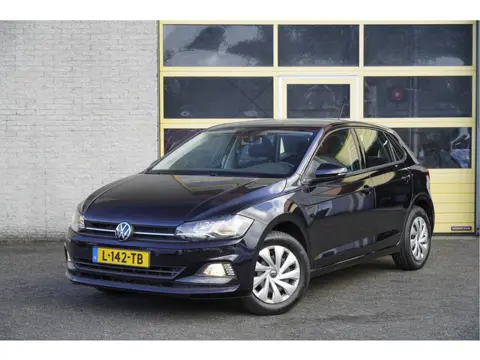 Volkswagen Polo 1.0 TSI 5drs Comfortline Business Executive BJ2021 Led | Pdc | App-Connect | Navi | 
