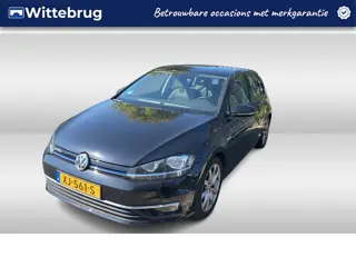 Volkswagen Golf 1.5 TSI 130pk Highline Executive / Navigatie / Parkeersensoren / 17"LM Velgen / Alca