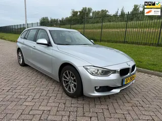 BMW 3-serie Touring 320i High Executive