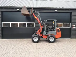 Weidemann 1250 cc 35 minishovel NL-kenteken Brede banden