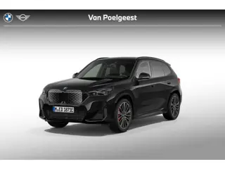 BMW iX1 xDrive30 67 kWh M Sport Edition | M Sportpakket Pro | Innovation Pack | Comfort Pack | Trave