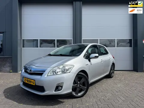 Toyota Auris 1.8 Full Hybrid Executive Half-leer Navi Camera
