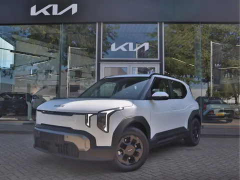 Kia EV2 Air 61 kWh | DIRECT LEVERBAAR !! | ECC-Airco | Camera | Stoel/Stuur verwarming | Navigatie |
