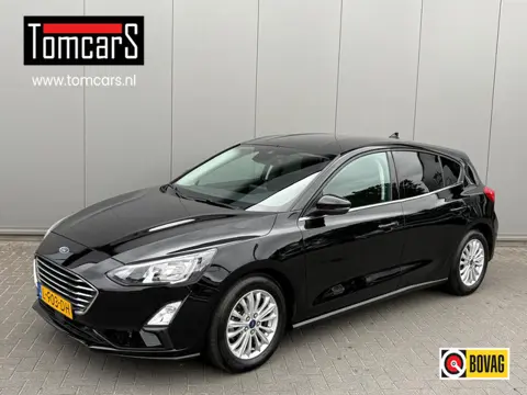 Ford Focus 125PK EcoB. Automaat Titanium Carplay-android/Navigatie/Parkeerhulp/Camera/Keyfree