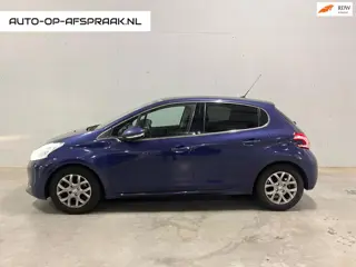 Peugeot 208 1.4 VTi Allure 5drs. Navi Pano Clima Cruise Trekhaak