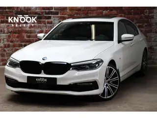 BMW 5-serie Sedan 530i High Executive Sport Line Automaat / Navigatiesysteem Professional / Schuif-/