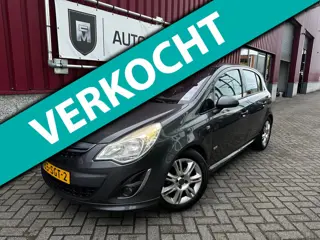 Opel Corsa 1.4-16V Cosmo // Airco // Navi // 5-DRS