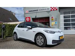 Volkswagen ID.3 Life 58 kWh | Keyless | Stuur/stoel verwarming | adapative cruise