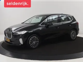 BMW 2-serie Active Tourer 220i | Leder | Cruise control | Navigatie | Carplay | Sfeerverlichting | V