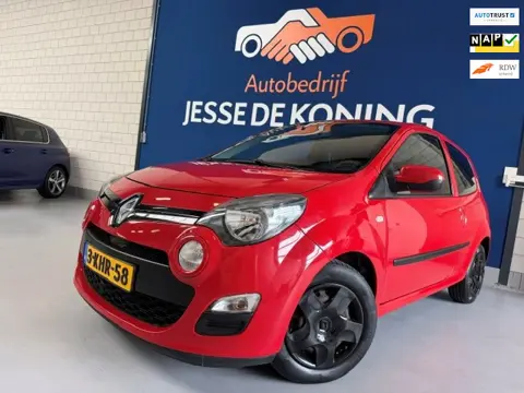 Renault Twingo 1.2 16V Collection / bj.2013 / kleur: rood / airco / NAP met 166373 km.en APK tot 05/