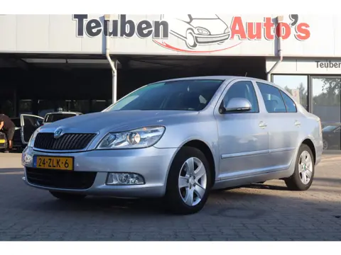 Skoda Octavia 1.2 TSI Arctic | Trekhaak | Climate control | Cruise control | Stoelverwarming