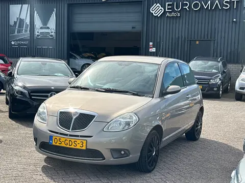 Lancia Ypsilon 1.4 Oro Airco | Apk 03-2027 | Elecht.Ramen