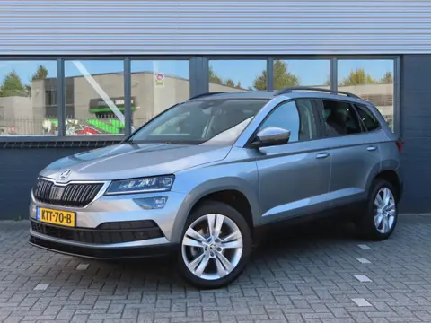Škoda Karoq 1.0 TSI Style DSG | Elektrische verstelbare stoel met geheugen | stoelverwarming | camer