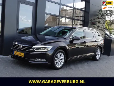 Volkswagen Passat Variant 1.4 TSI Automaat / Comfortline Business (Navi/Carplay,PDC,Trekhaak,Elek.ac