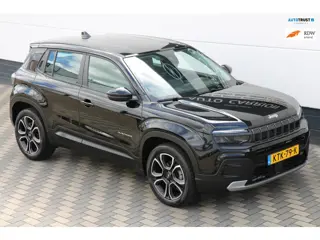 Jeep AVENGER 1.2 Altitude Navi Carplay Camera JBL BTW !!
