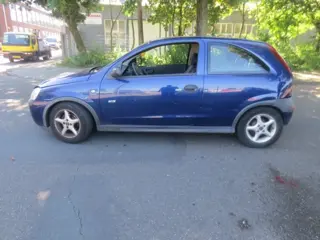 Opel Corsa C 1.0 12V 2002 Onderdelen en Plaatwerk kleur Z21B