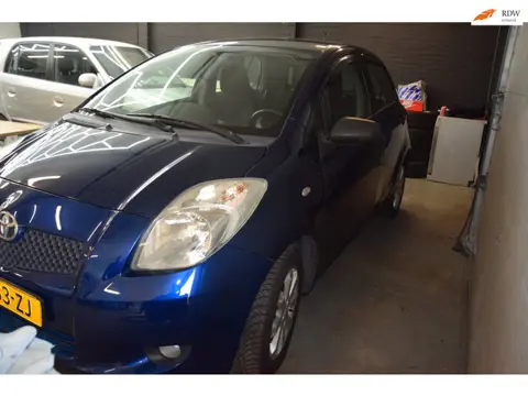 Toyota Yaris 1.3 VVTi Luna