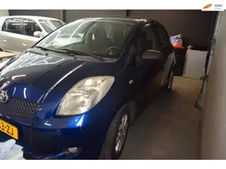 Toyota Yaris 1.3 VVTi Luna