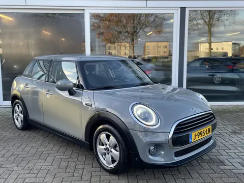 MINI Mini 1.5 One Chili Harman Kardon / PDC Achter / Navi / Cruise / LED