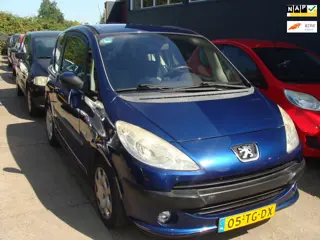 Peugeot 1007 1.6-16V Sesam Gentry autom airco elek pak nap apk