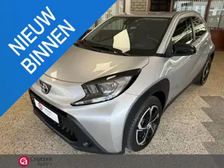 Toyota Aygo X 1.0 VVT-i S-CVT Play