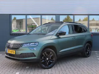 Škoda Karoq 1.0 TSI | Pano dak | Trekhaak wegklapbaar | Stoel + stuurwielverwarming |
