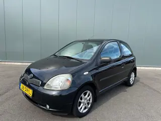 Toyota Yaris 1.0-16V VVT-i Sol (bj 1999)