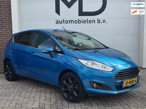 Ford Fiesta 1.6 Ti-VCT Titanium Automaat -Dealer onderhouden
