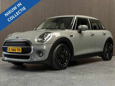 MINI 5-Deurs 1.5 Business Edition Automaat | Carplay | Dealer onderhouden | NL Auto