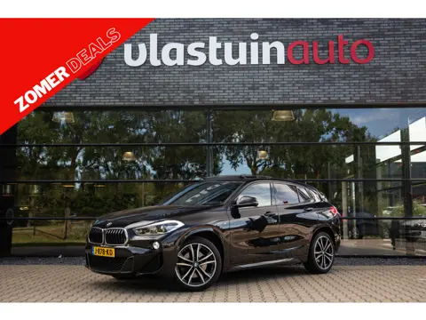 BMW X2 sDrive20i High Executive M-Sport , Panoramadak, Head-up display, Memory, Head-up display,