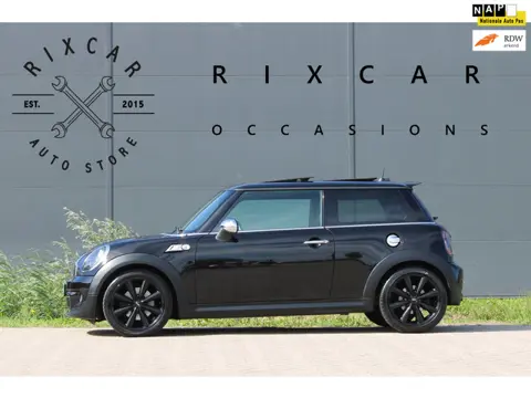 Mini 3-Deurs 1.6 Cooper S Westminster Panodak HarmanKardon Leder 184PK !!NIEUWBINNEN!!