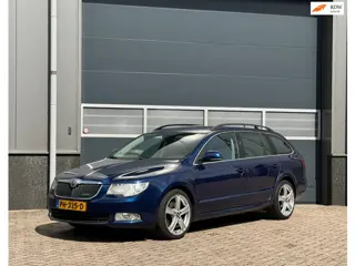Skoda Superb Combi 1.6 TDI Greenline Active Business bj.2013 Navi|Trekhaak|Cc.
