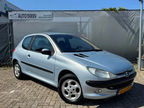 Peugeot 206 1.4 Gentry AUT - Airco - APK 05-27