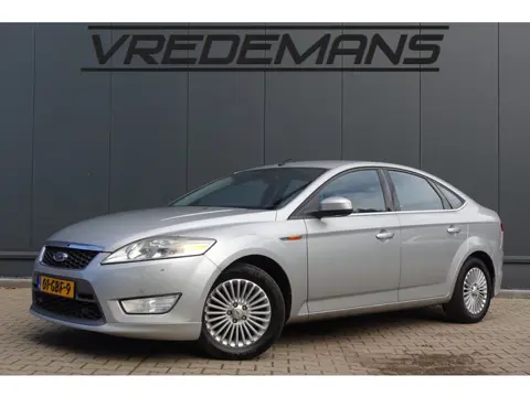 Ford Mondeo 2.3-16V Titanium