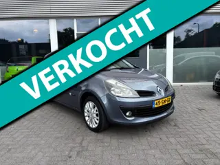 Renault Clio 1.6-16V Dynamique Luxe AUTOMAAT / Airco / LM Velgen