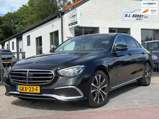 Mercedes-Benz E-klasse 220 d 4MATIC Avantgarde,luchtvering adaptive,Nieuwstaat