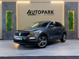 Volkswagen T-ROC 1.5 TSI Sport |AUTOMAAT|ACC|STOELVERWARMING|LANE ASSIST|CARPLAY|PDC|APK|18 INCH|150
