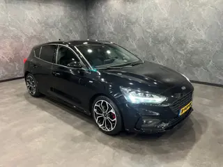Ford Focus 1.5 EcoBlue ST Line Business AUTOMAAT NAP