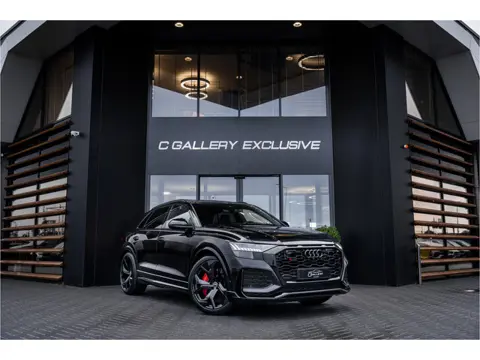 Audi RSQ8 4.0 TFSI quattro - RS Dynamic + | Panorama | Keramisch | Stoelmassage & Koeling