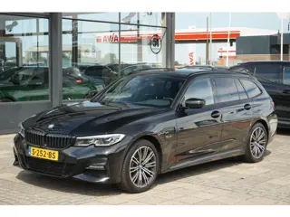 BMW 3-serie Touring 330e High Executive