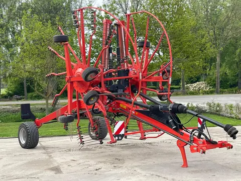 Kuhn GA 8731 Zwadhark Zwiller Rake Schwader GA 8731 Zwadhark Zwiller enkel heffend 8 meter Hark Rake