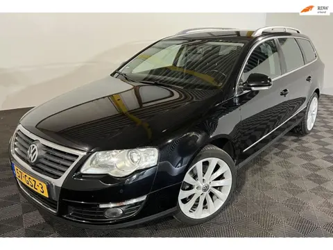 Volkswagen Passat Variant 1.4 TSI Comfortline NAVI PSENSOR CRUISE TREKHAAK 2 X SLEUTELS