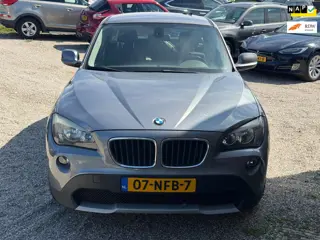 BMW X1 SDrive18i Executive Navi Bluetooth Parkeersensoren Nieuwe Apk en Grote Beurt Gehad