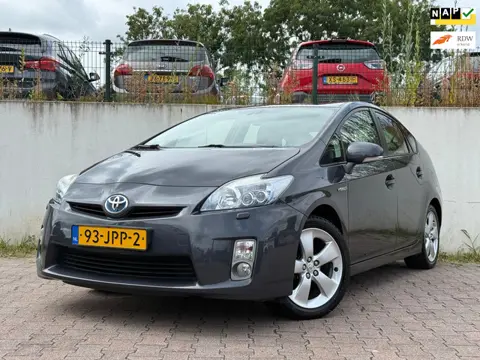 Toyota Prius 1.8 Dynamic/DEALER ONDERHOUDEN/CAMERA/PDC/NAVI/CLIMA/AUTOMAAT/NETTE AUTO/